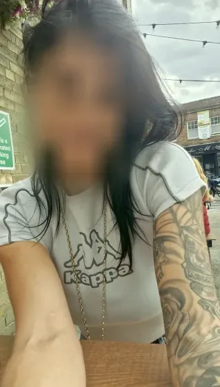 Sara, 39 años
